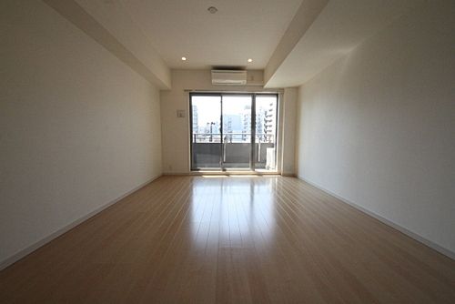 エスティメゾン四谷坂町