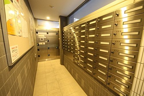 エスティメゾン四谷坂町