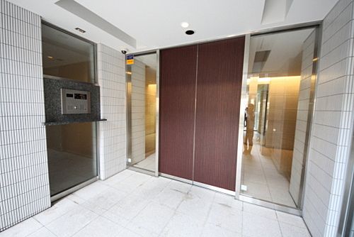 エスティメゾン四谷坂町