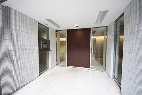 エスティメゾン四谷坂町