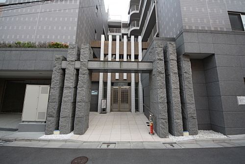 エスティメゾン四谷坂町