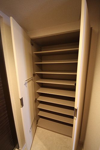 プラウドフラット四谷三丁目
