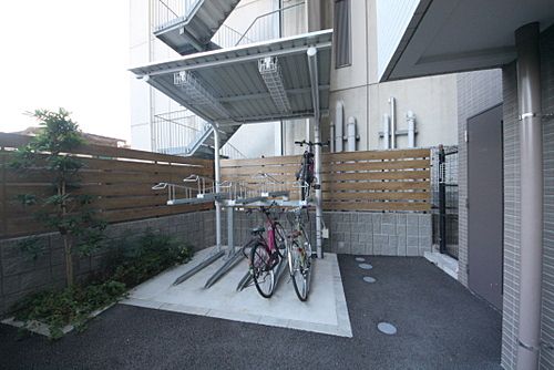 フレンシア四谷左門町