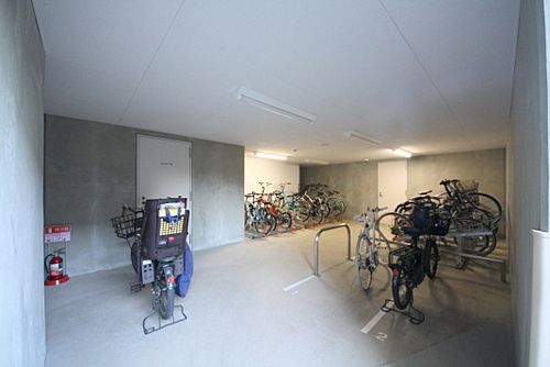 フレンシア四谷左門町
