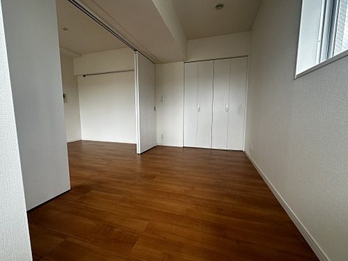 レジディア四谷三丁目