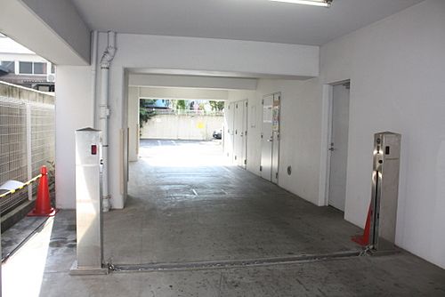 アムス四谷三丁目