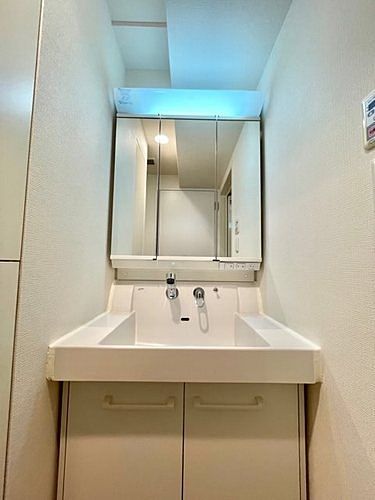 レジディア四谷三丁目