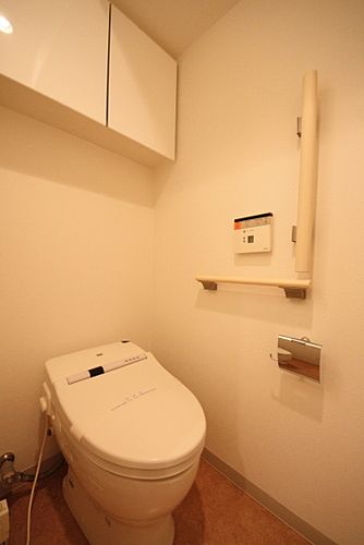 フォルム四谷外苑東