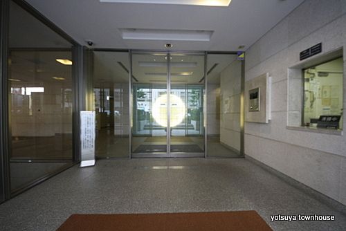 フォルム四谷外苑東