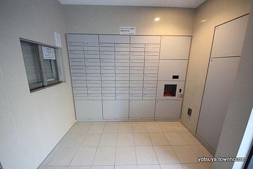 インプレストコア四谷坂町