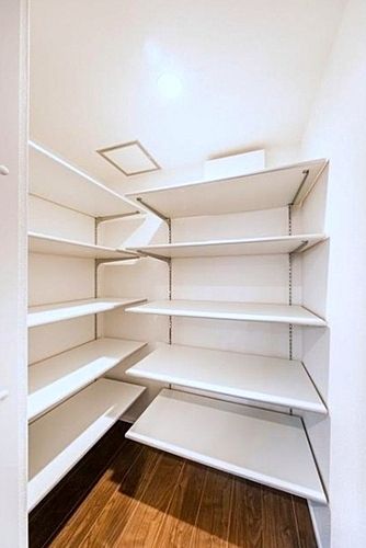 ウェルスクエアイズム四谷大京町